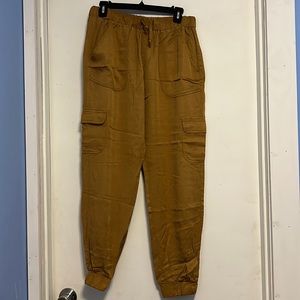 Thread & Supply Cargo Jogger Size Large